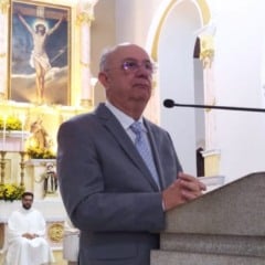 Prefeito José Ronaldo comemora 74 anos com missa em ação de graças