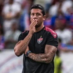 Thiago Carpini - ex-técnico do Vitória
