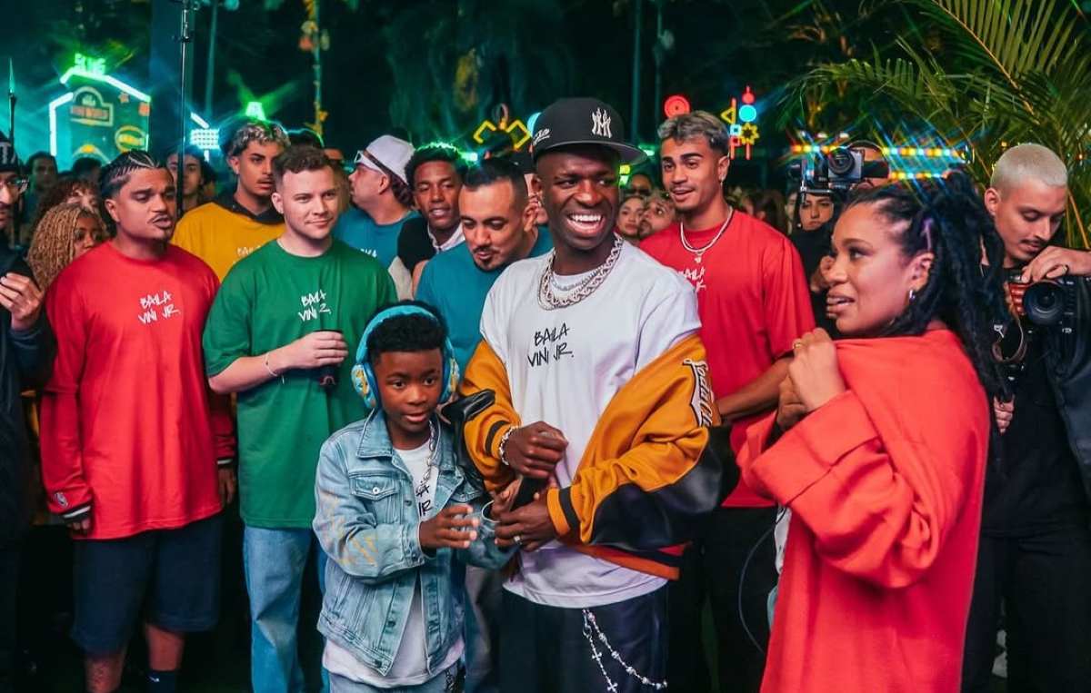 Confira como foi a festa de aniversário luxuosa de Vini Jr.