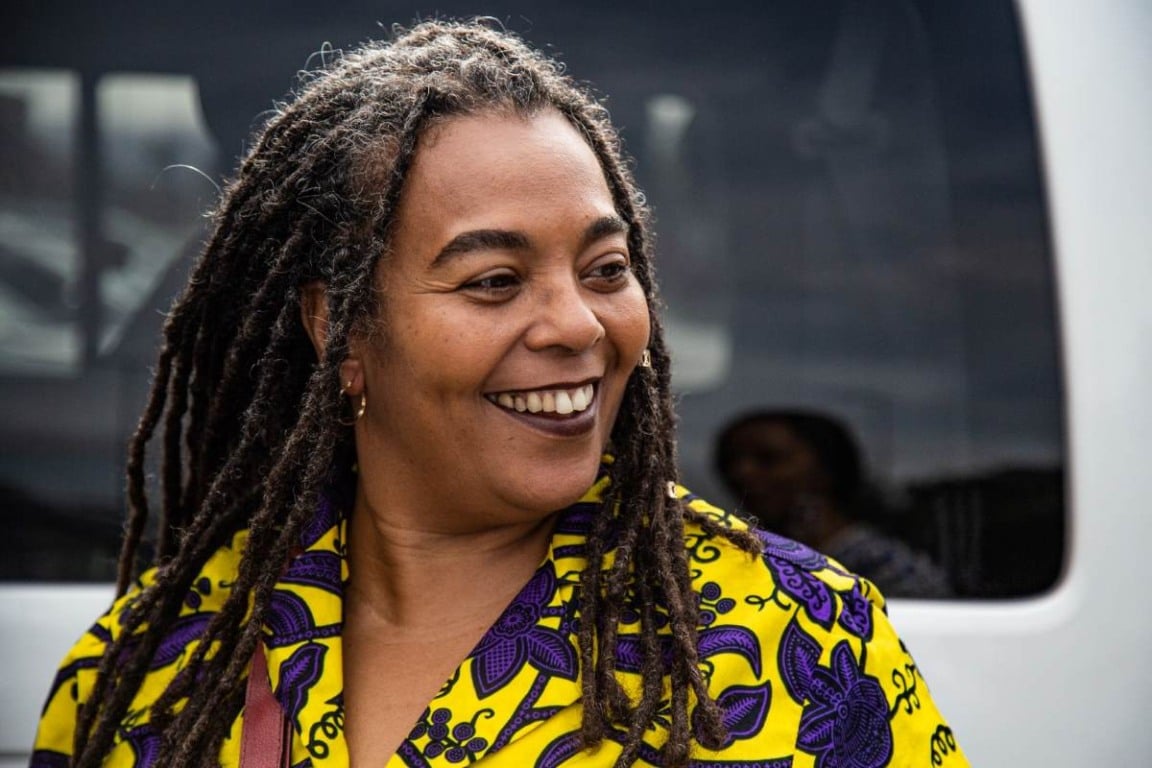 Urânia Munzanzu, diretora do filme ‘Na Volta Eu Te Encontro’