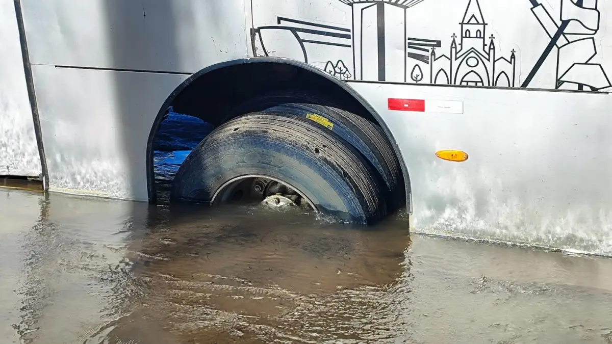 ônibus - transporte público - Feira de Santana