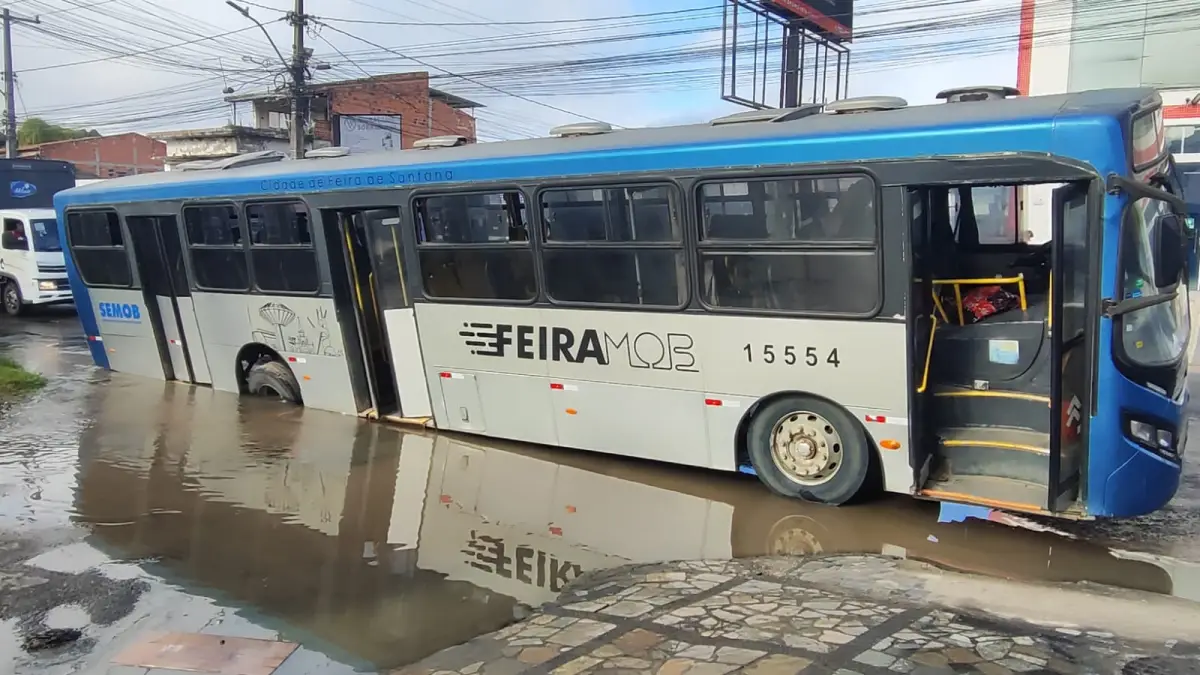 ônibus - transporte público - Feira de Santana