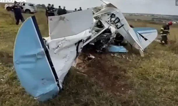 queda de avião