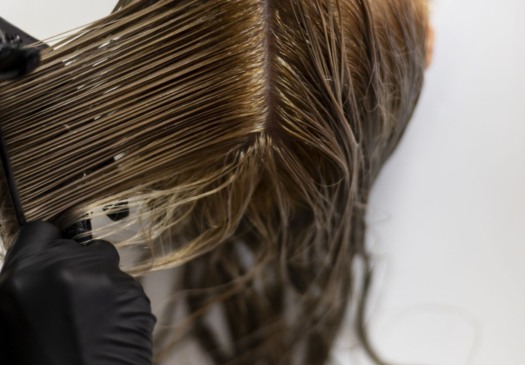 Alisamento no cabelo - formol
