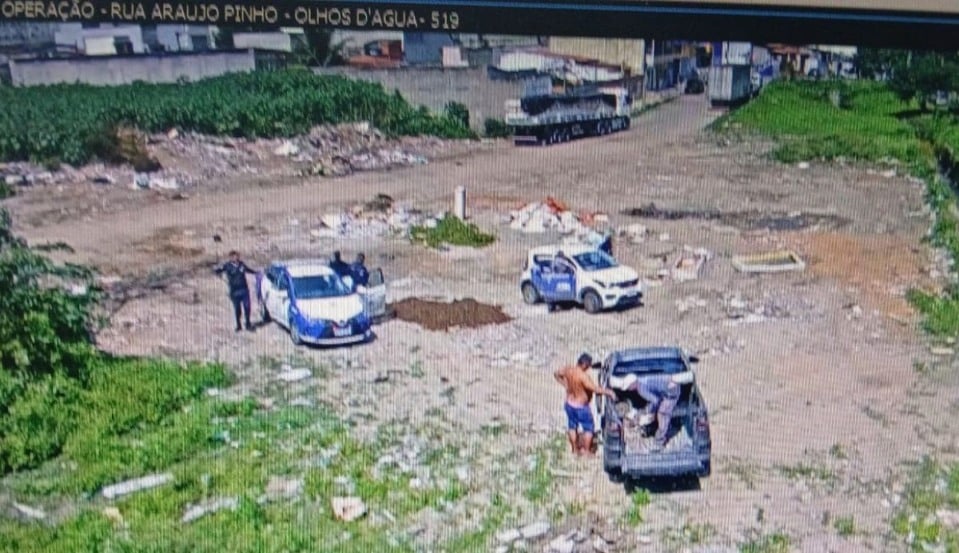 Apreensão Descarte Irregular de lixo Apreensão Descarte Irregular de lixo
