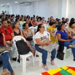 Corte de salários na gestão de Colbert será reparado; prefeitura prevê pagar R$ 15 milhões aos professores