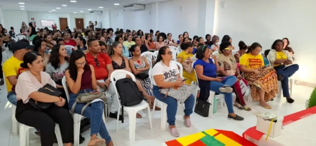 Corte de salários na gestão de Colbert será reparado; prefeitura prevê pagar R$ 15 milhões aos professores