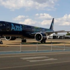 Azul