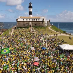 Bolsonaristas no Farol da Barra