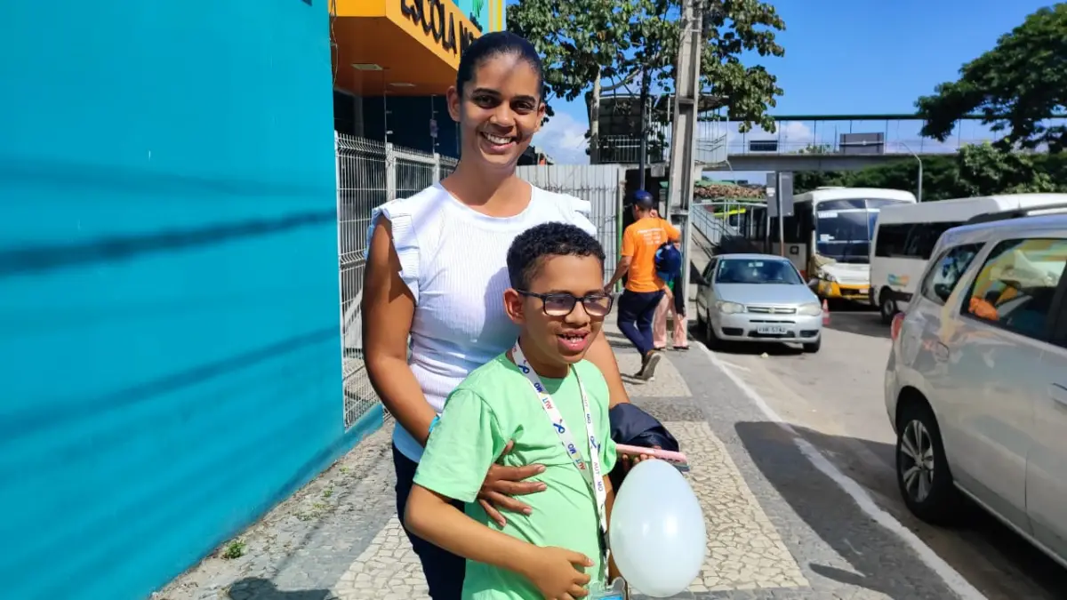 Apae abre a Semana Nacional da Pessoa com Deficiência com tradicional caminhada no centro de Feira de Santana 