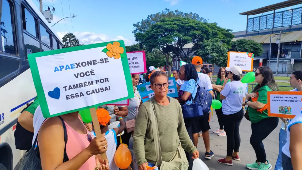 Apae abre a Semana Nacional da Pessoa com Deficiência com tradicional caminhada no centro de Feira de Santana 
