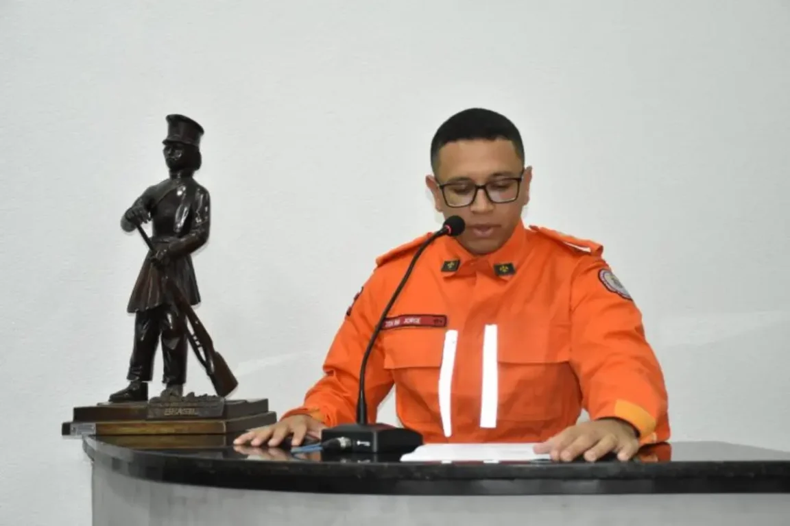 Dia do Bombeiro Militar é celebrado na Câmara de Feira de Santana
