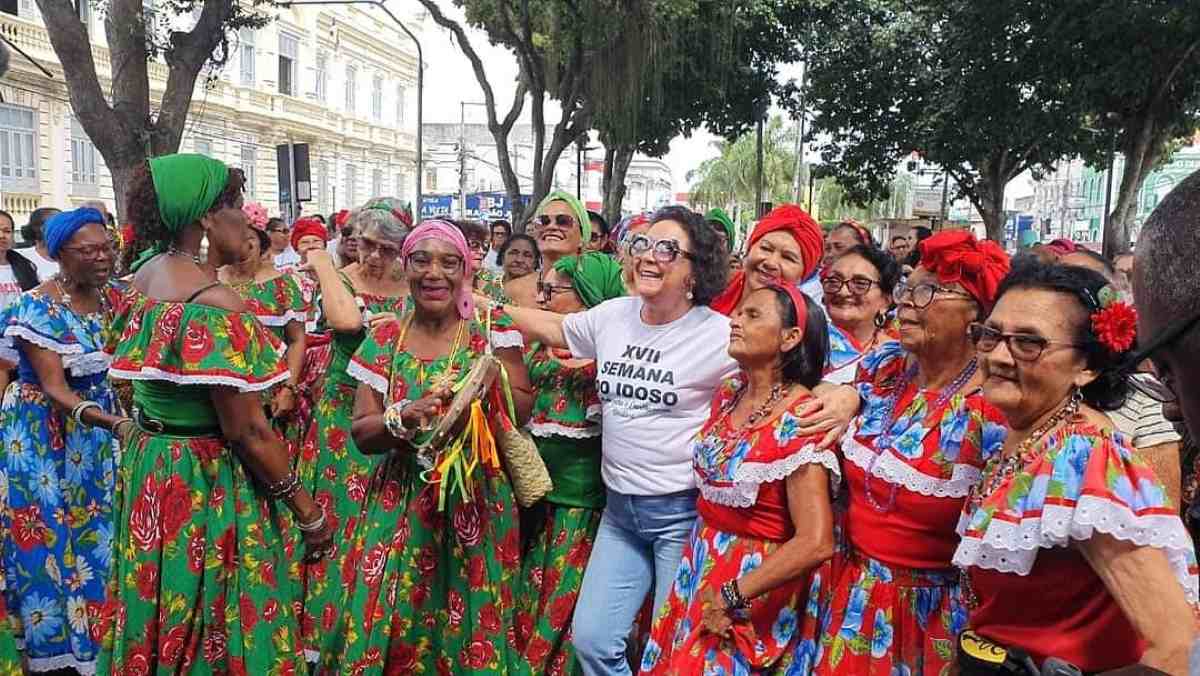 Dona Cacilda em um evento na Semana do Idoso/Arquivo | Foto: Arquivo Pessoal 