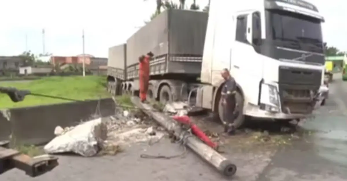 acidente na BR-324