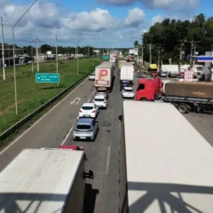 Engarrafamento na BR-324