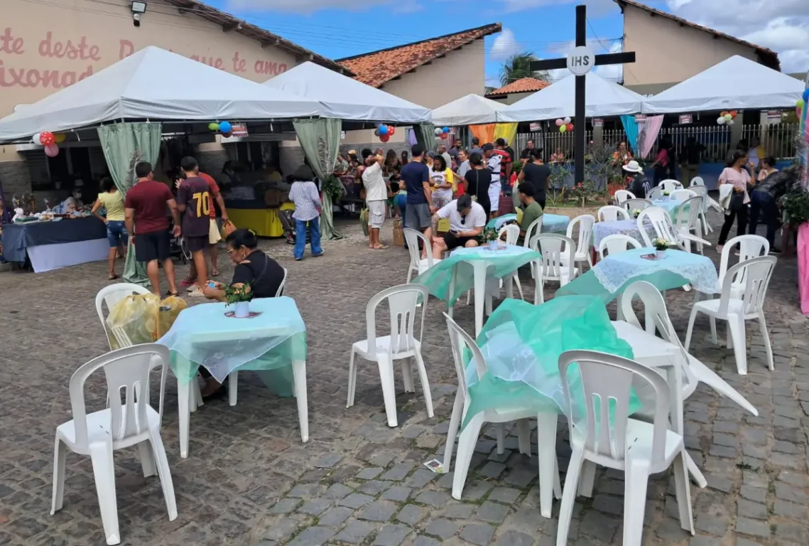 Feirão de Utilidades do Dispensário Santana