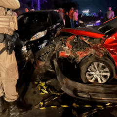 Jaguaquara Acidente envolve três veículos na BR-420