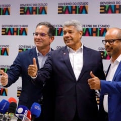 Jerônimo Rodrigues entre Rodrigo Pimentel e Marcius Gomes