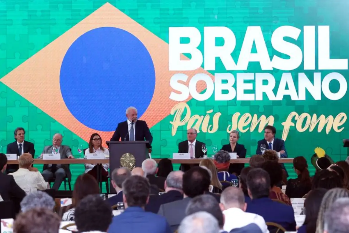 Lula diz que vai convidar Donald Trump para a COP30