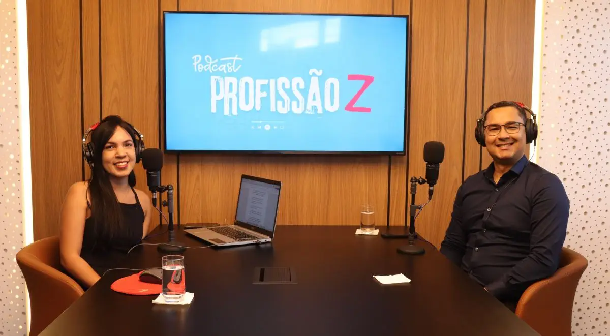 Entrevista de emprego podcast com Claudenir Matos Junior no profissão z