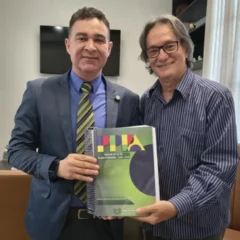 Prefeitura entrega à Câmara Municipal o projeto