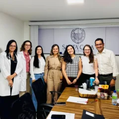 Parte da equipe do Grupo de Pesquisa Clínica da Santa Casa de Feira de Santana