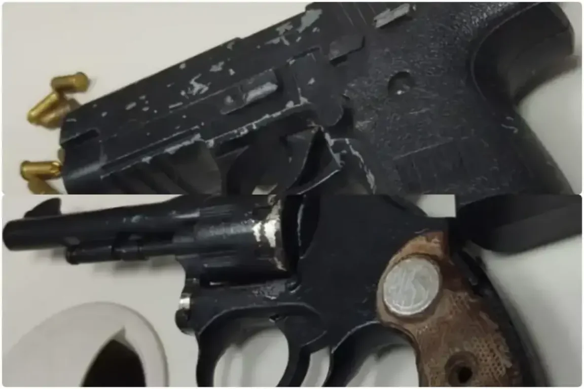 apreensão de arma e simulacro