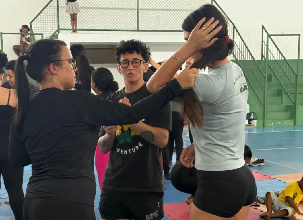 com Virna Jandiroba