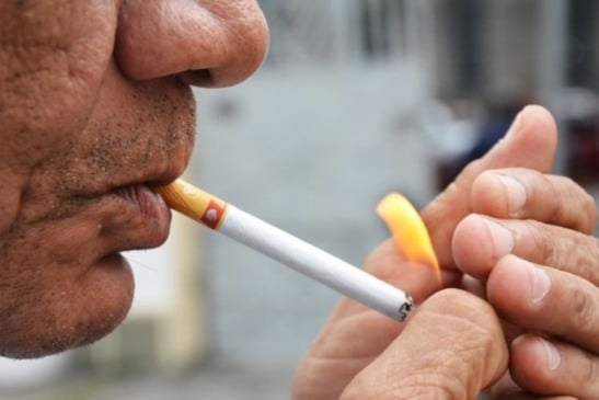 Secretaria de Saúde de Feira de Santana realiza ações em alusão ao mês de combate ao uso do cigarro