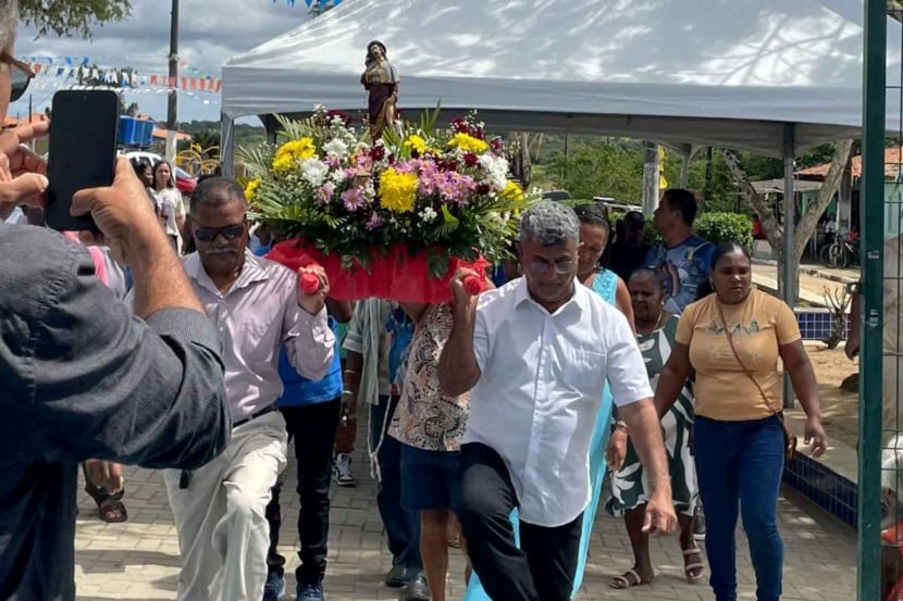 Comunidade de São Roque no distrito de JaÃba celebra triduo em louvor ao Padroeiro neste domingo (24) Comunidade de São Roque no distrito de JaÃba celebra triduo em louvor ao Padroeiro neste domingo (24)