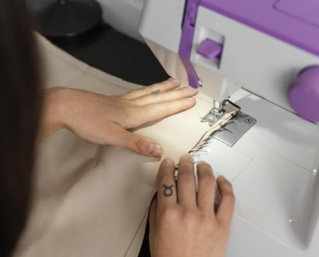 Curso gratuito de Design de Moda para jovens LGBTQIAPN+ é lançado em Feira de Santana