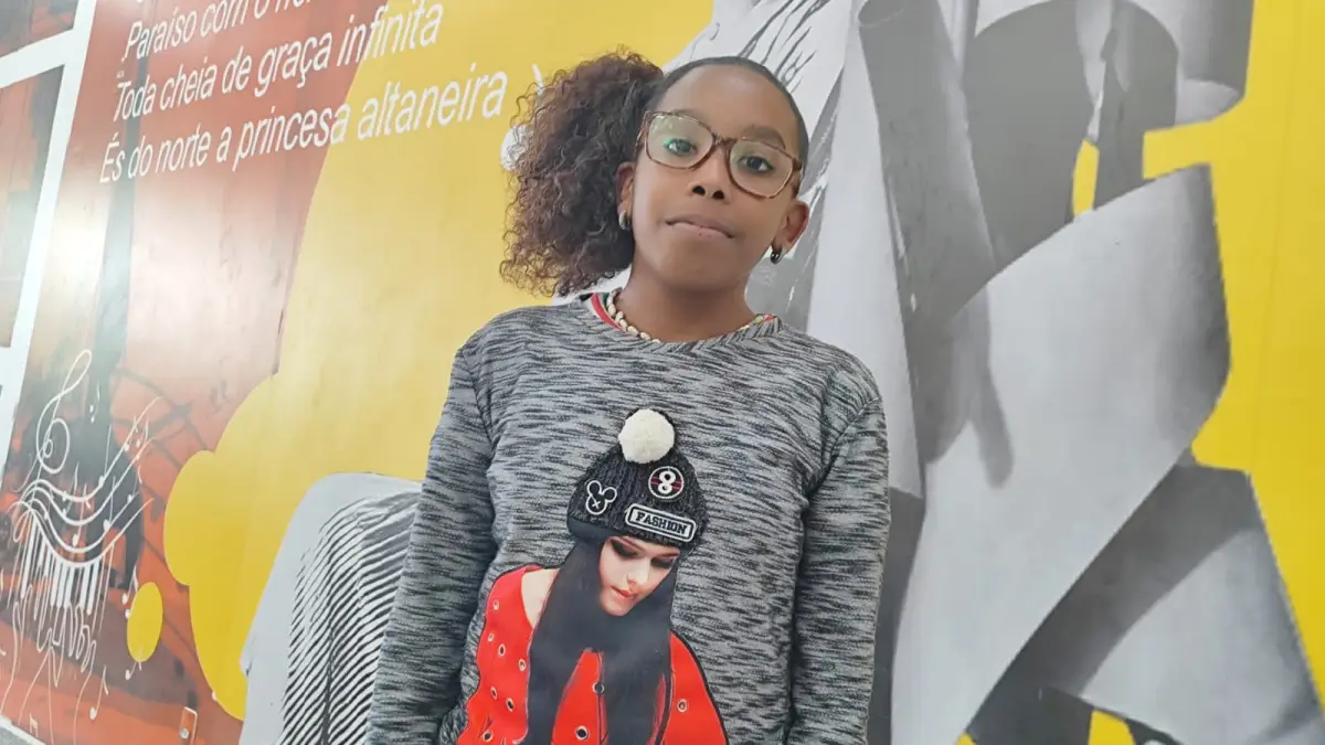 estudante faz apelo a Lewis Hamilton para apoiar mãe de colega com câncer