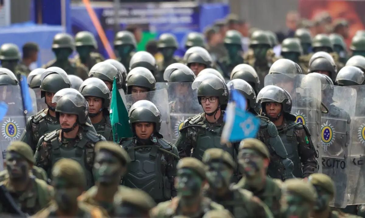 Forças armadas - Exército