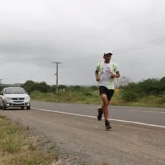 De São Paulo a Nova Soure na Bahia: baiano percorre mais de 2 mil km correndo para terra natal