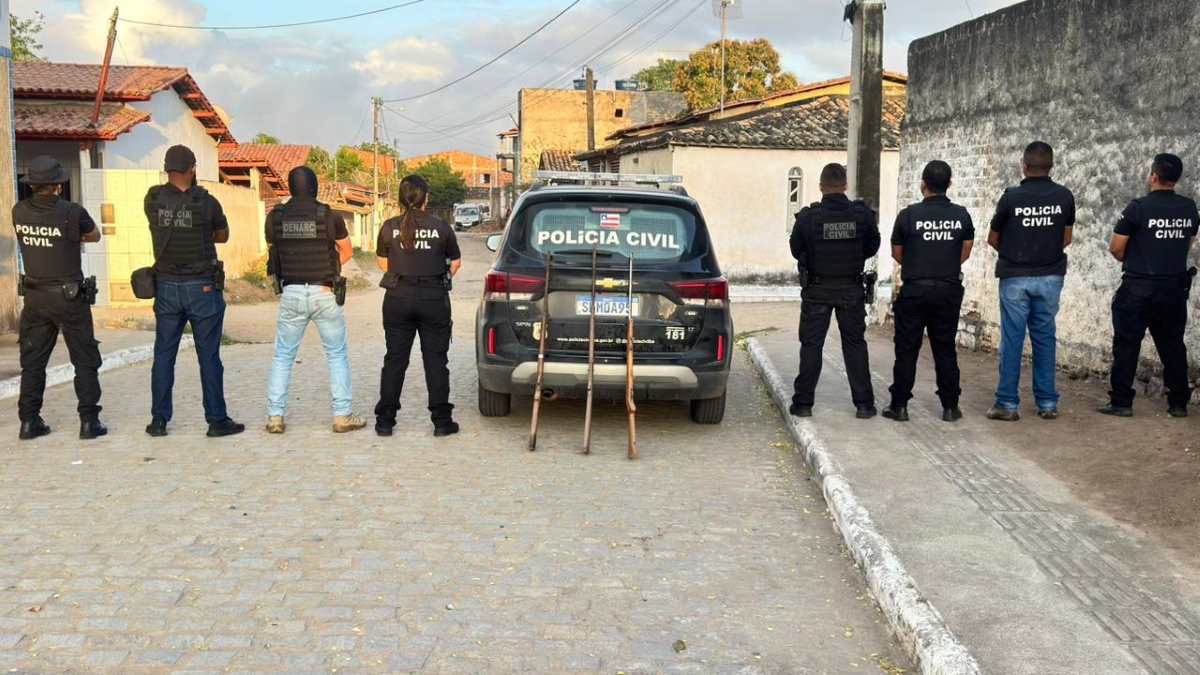 Homem é preso posse de arma, estupro, descumprimento de medida protetiva e sextorção em Santo Estevão