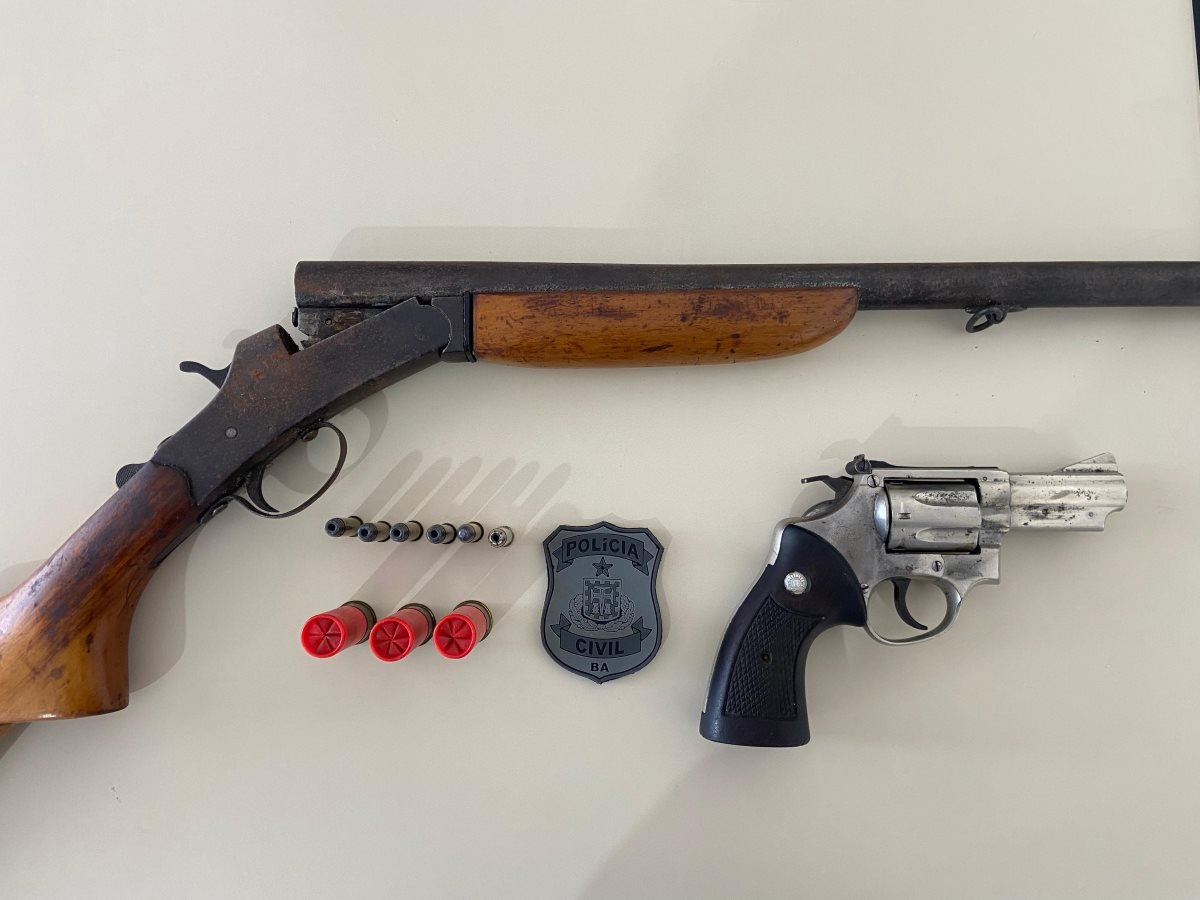 Homem é preso em flagrante por porte ilegal de arma em Rafael Jambeiro