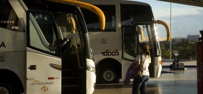 Transporte internacional de ônibus