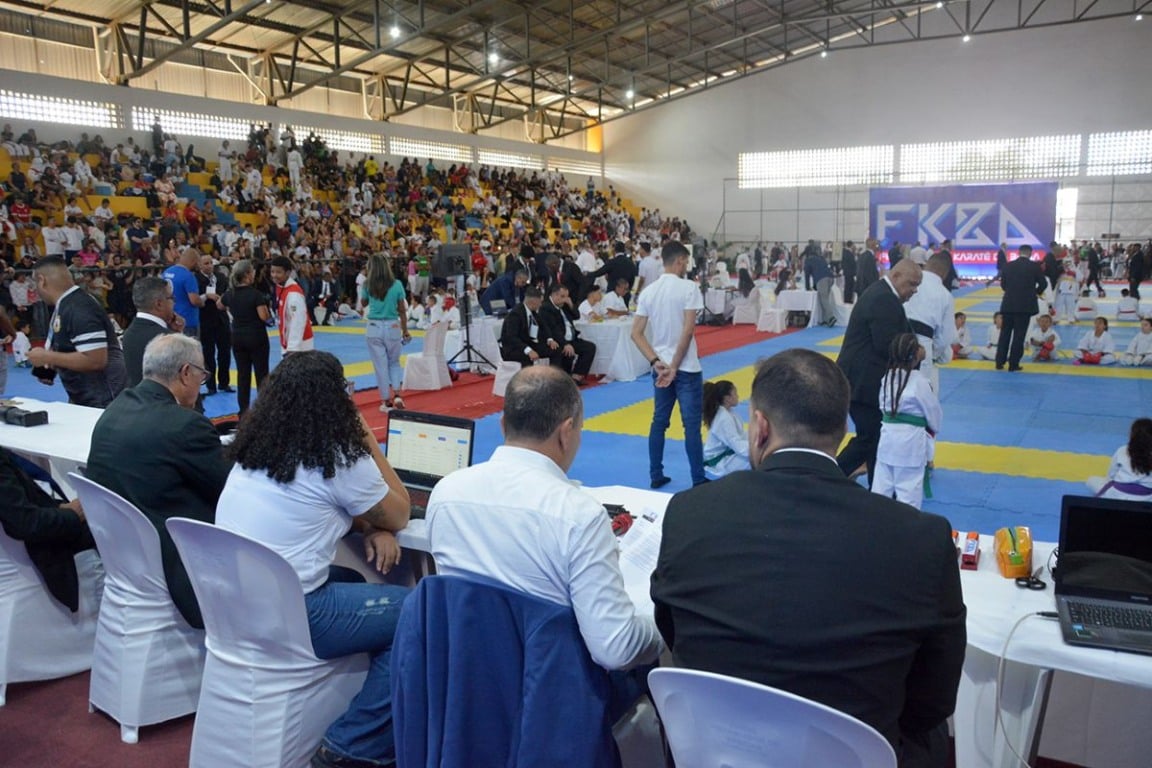 Evento poliesportivo no Complexo Esportivo Oyama Pinto