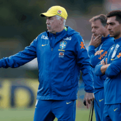 Carlo Ancelotti comanda a Seleção no primeiro treino com grupo completo