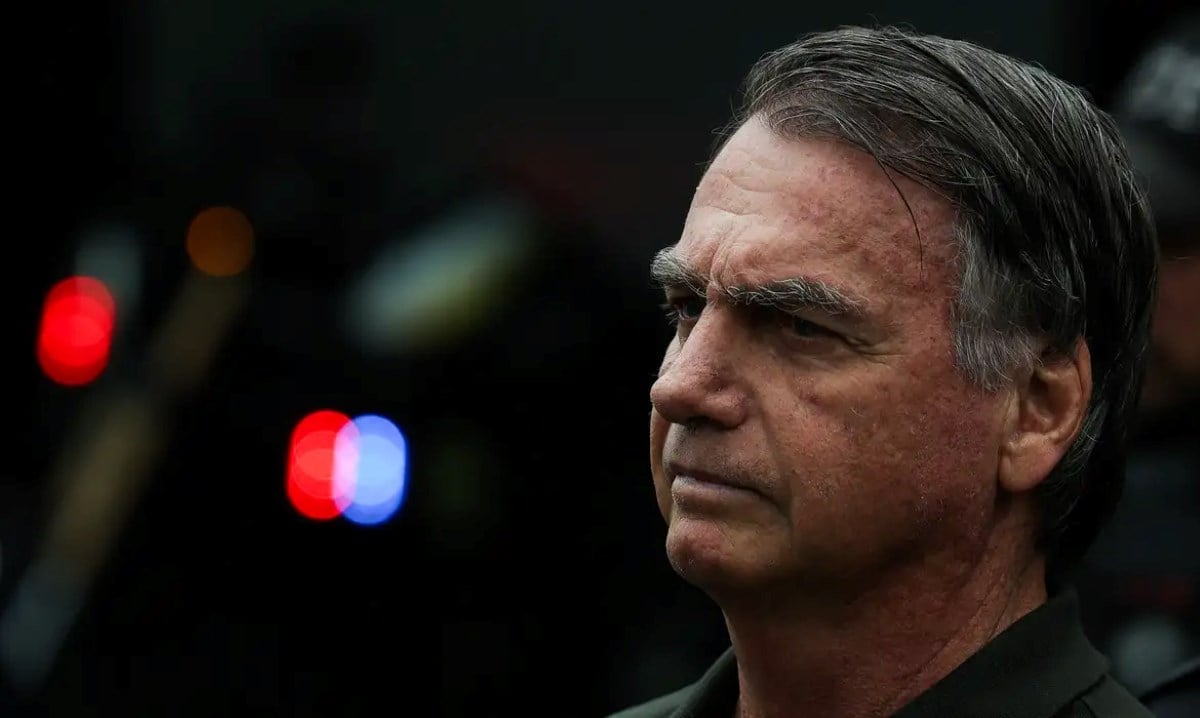 Defesa solicita suspensão das medidas cautelares impostas a Jair Bolsonaro