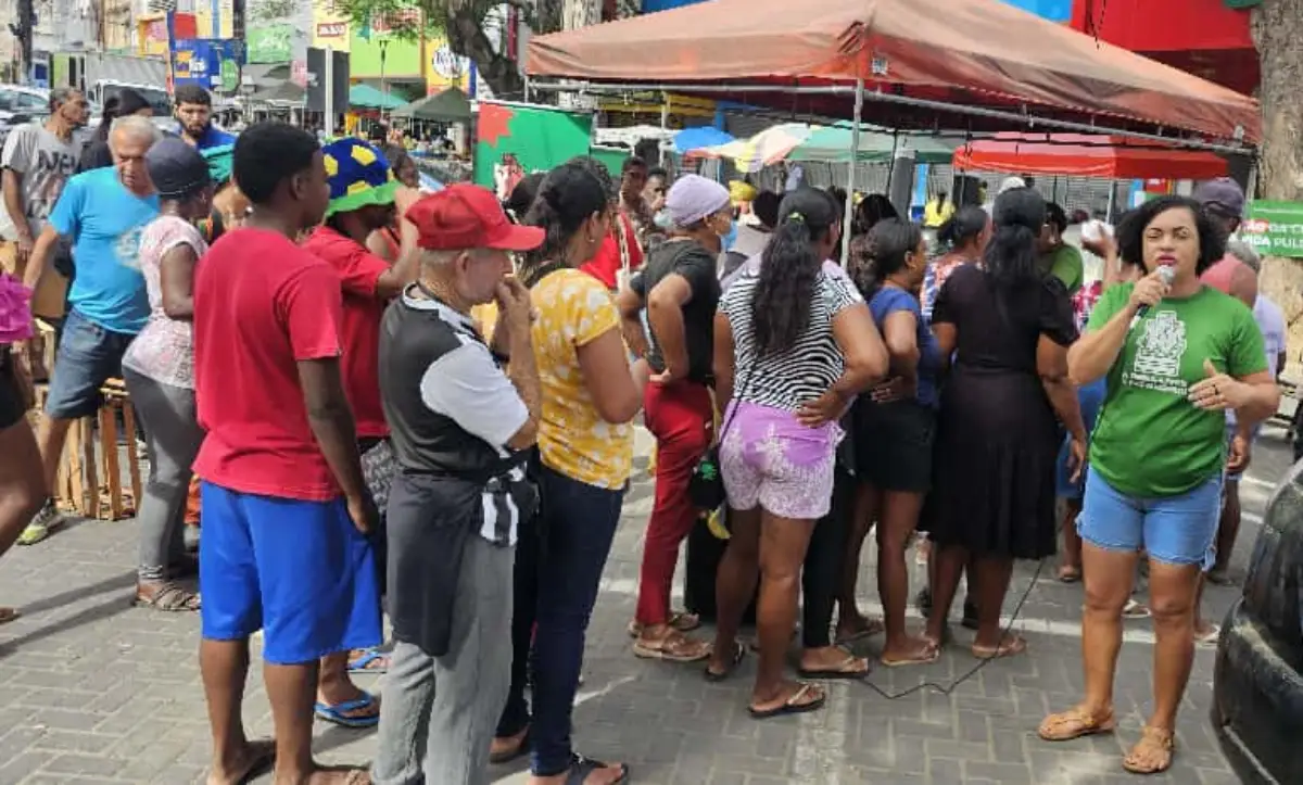 Feirantes da Marechal realizam café da manhã coletivo para celebrar o aniversário de Feira de Santana