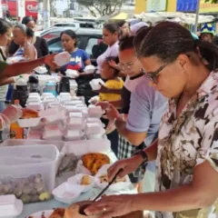 Feirantes da Marechal realizam café da manhã coletivo para celebrar o aniversário de Feira de Santana