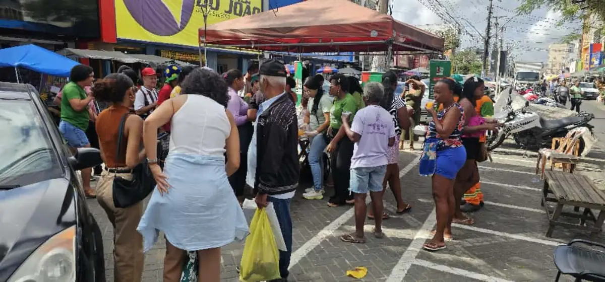 Feirantes da Marechal realizam café da manhã coletivo para celebrar o aniversário de Feira de Santana