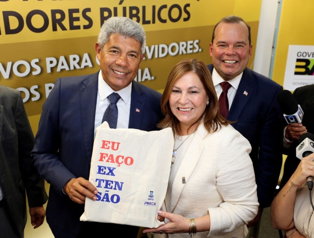 Governo zera fila de promoções nas universidades estaduais e reajusta salários de diretores e professores de escolas