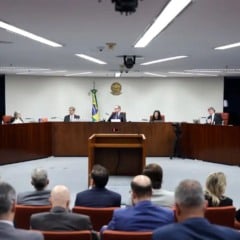 AO VIVO: STF retoma julgamento de Bolsonaro; Cármen Lúcia vota