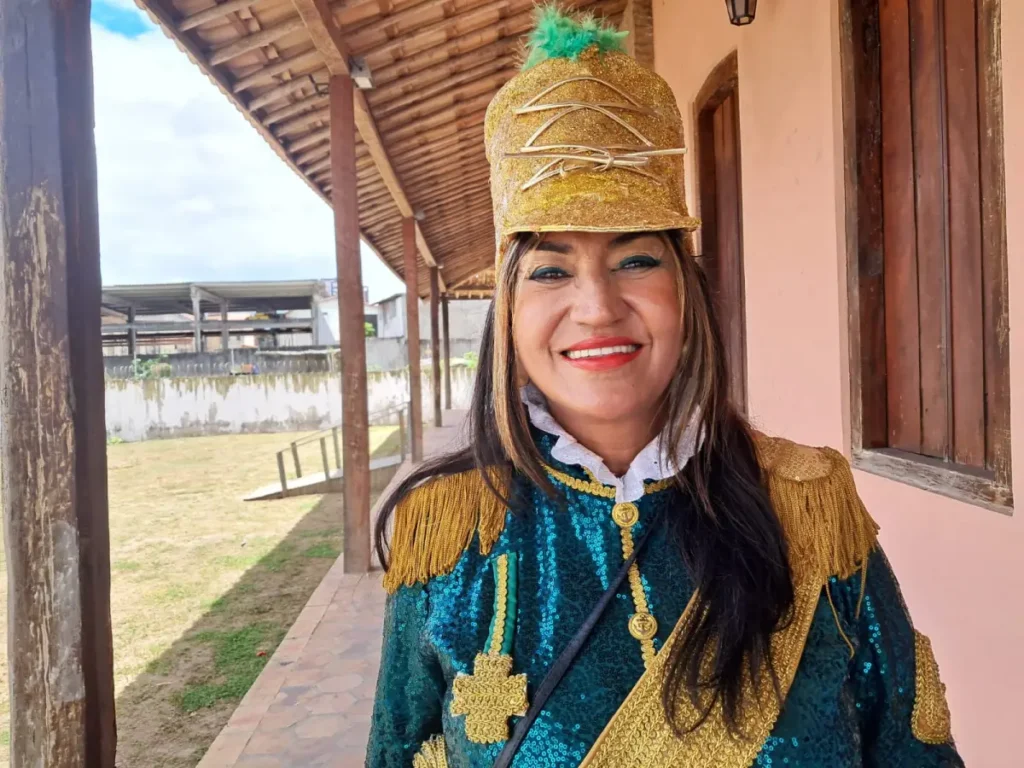 Lançamento do livro de Célia Zhain no Casarão dos Olhos D'água