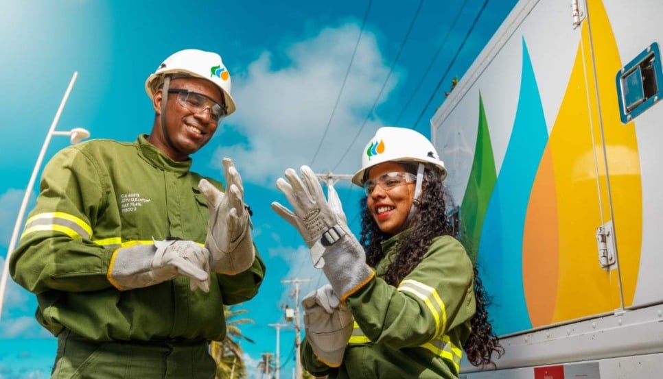 Neoenergia Coelba abre 135 vagas para curso gratuito da Escola de Eletricistas em três cidades baianas