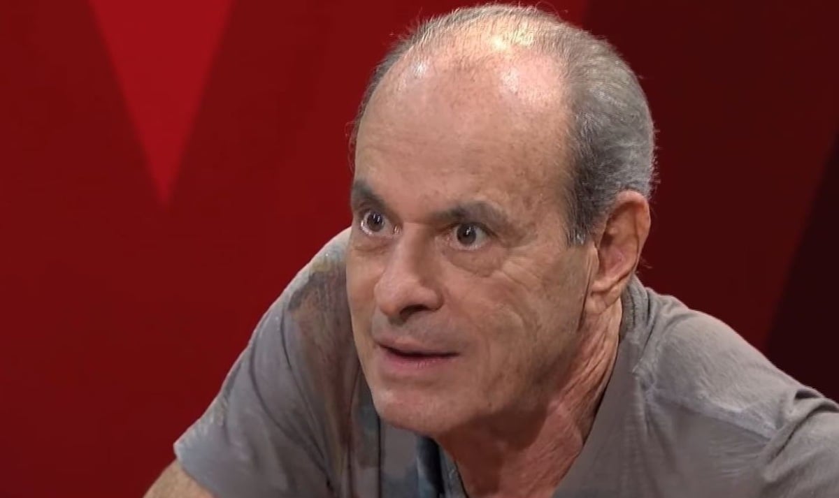 Estudante que viralizou ao interpretar música de Ney Matogrosso conhece artista