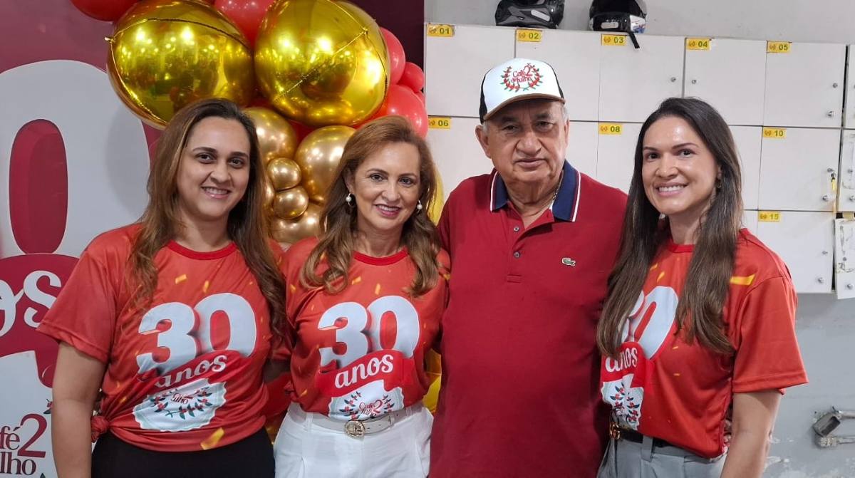 Com café da manhã para os clientes, Grupo 2 de julho celebra 30 anos de existência; ofertas especiais fazem parte da comemoração