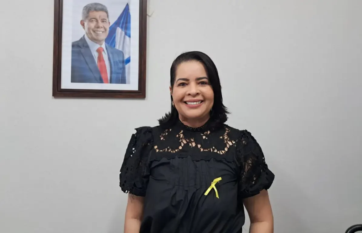 Palestra debate uso responsável das redes sociais e saúde mental dos adolescentes